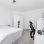 Chiswick London Apartment
