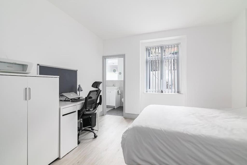 Chiswick Apartment London
